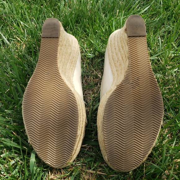 St. John's Bay Wedges Shoes - Picture 2 of 10